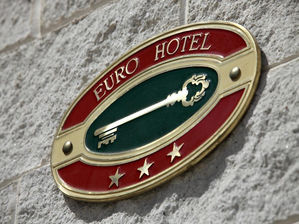 Euro Hotel Пиеве Санто Стефано Екстериор снимка