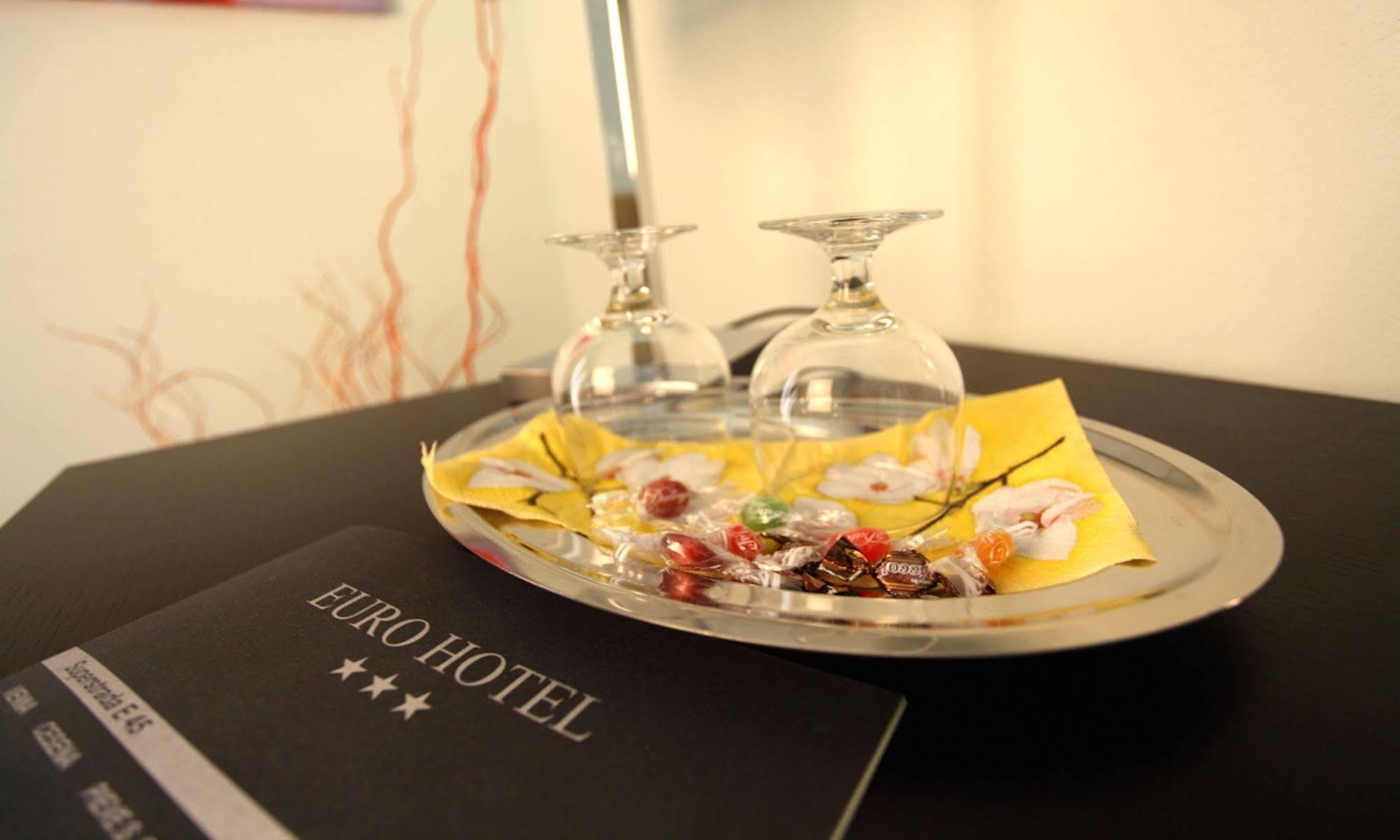 Euro Hotel Пиеве Санто Стефано Екстериор снимка